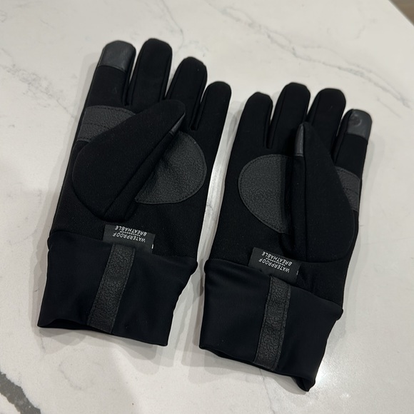 Seirus Innovation Soundtouch Gloves 🧤 Waterproof & Breathable - Picture 2 of 9